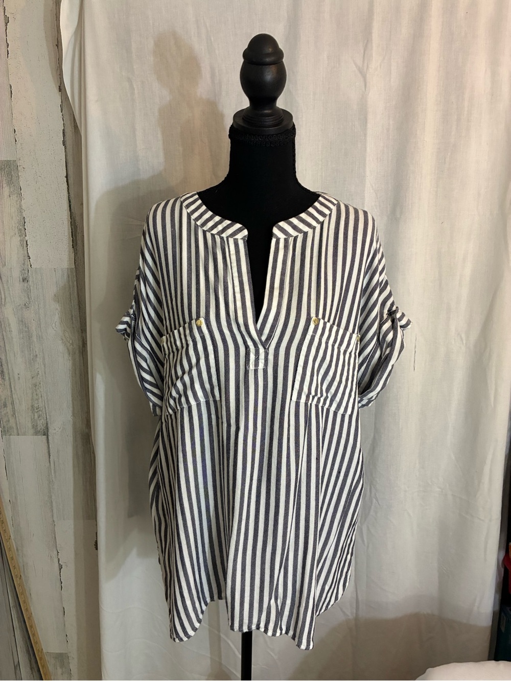 Jones New York Gray and White Striped Notch-Neck Tunic